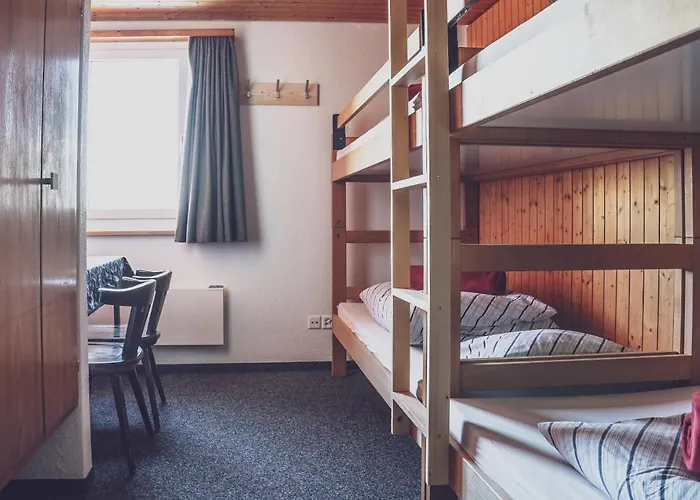 Vandrarhem Berghostel Rinerhorn By Mountain Davos